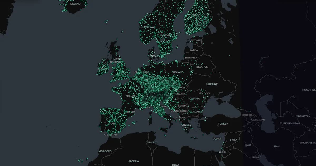 The flat 2D map of Europe, with every camera as a green dot