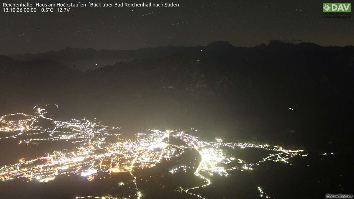 Reichenhaller Haus am Hochstaufen - Blick über Bad Reichenhall nach Süden