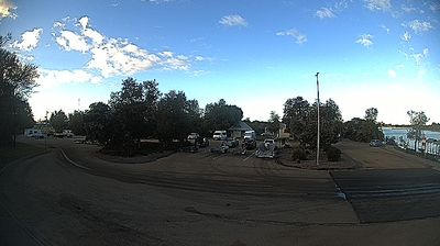 Lakes Entrance: Bullock Island Road - Gippsland Lakes