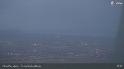City of San Marino: Funivia Stazione Monte