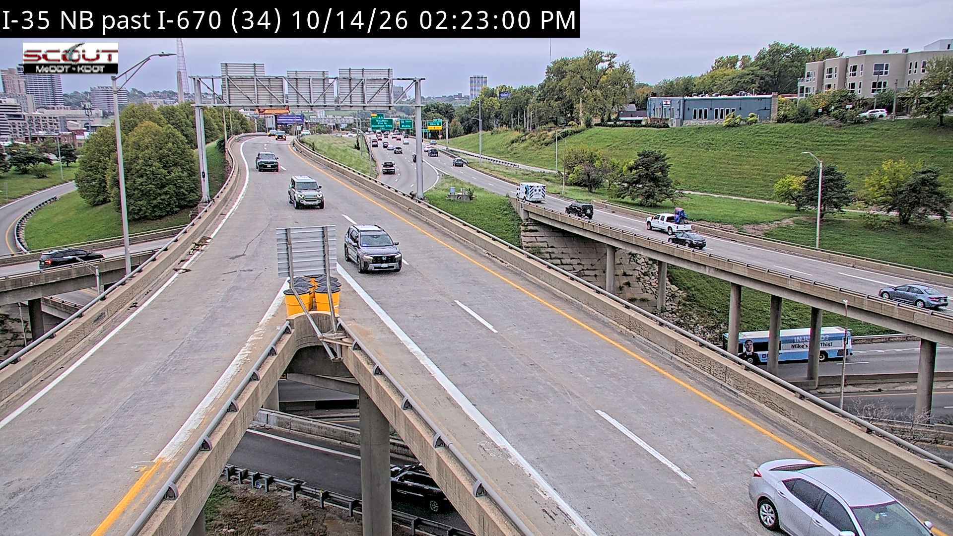 I-35 N @ NORTH OF I-670