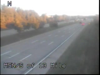M-5 @ S of 13 Mile