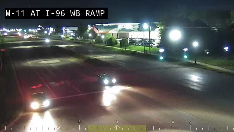 M-11 @ I-96 WB Ramp