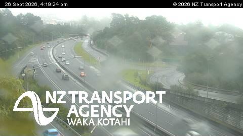 SH18 Tauhinu Rd Overbridge (Westbound)