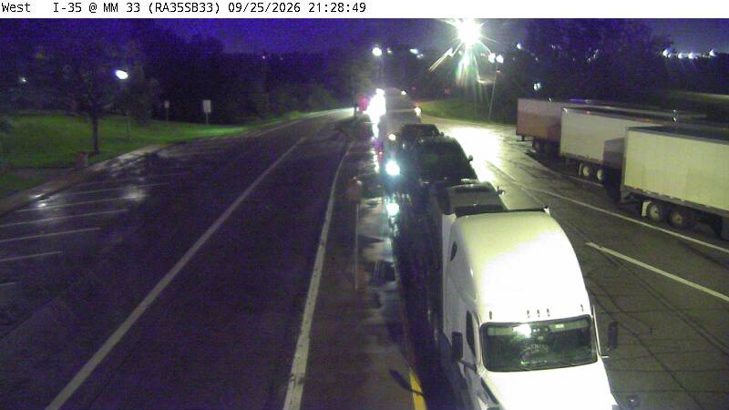 Rest Area: I-35 SB MM 33 near Osceola