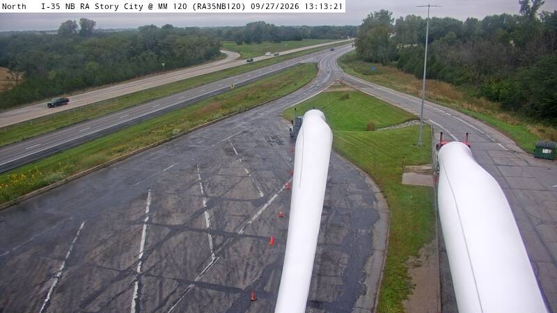 Rest Area: I-35 NB MM 120 near Story City