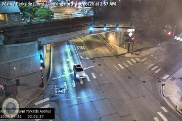 Main / Parkside (Lom) (North)