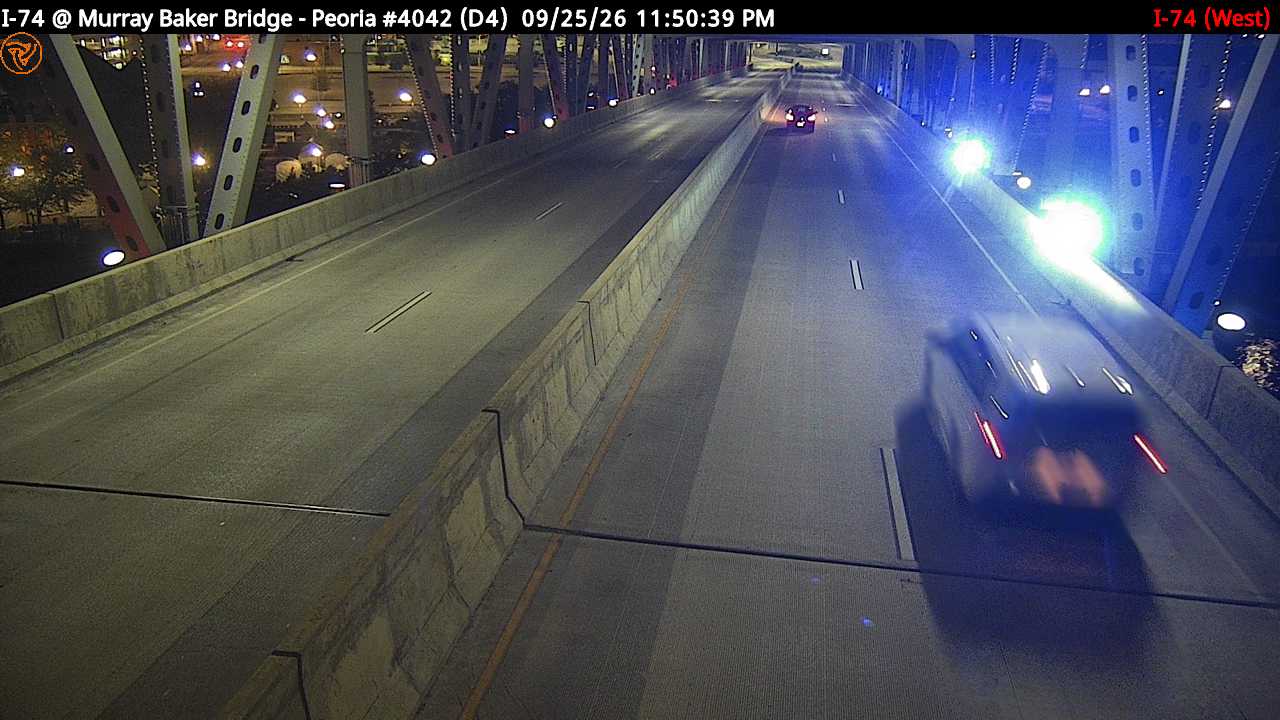I-74 WB at Murray Baker Bridge West End (#4042) (West)