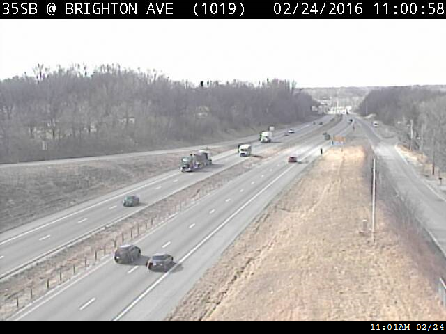 I-35 SB At Brighton Ave