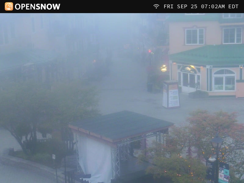 Mont Tremblant - Place St-Bernard Webcam