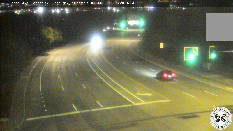 Quebec St MP 002.00 SB at Gleneagles Village Pkwy: Looking North