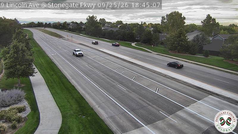 Lincoln Ave MP 001.00 EB at Stonegate Pkwy: Looking West
