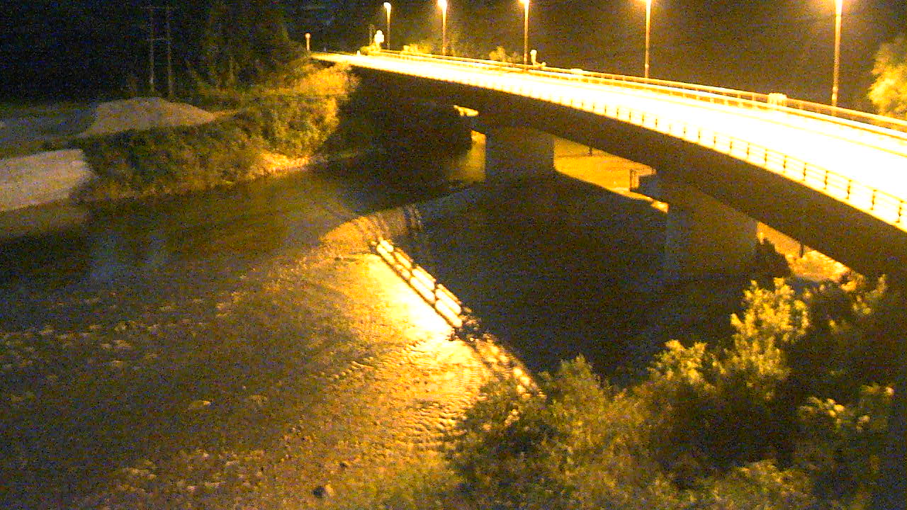 Ara River near Okiba Bridge