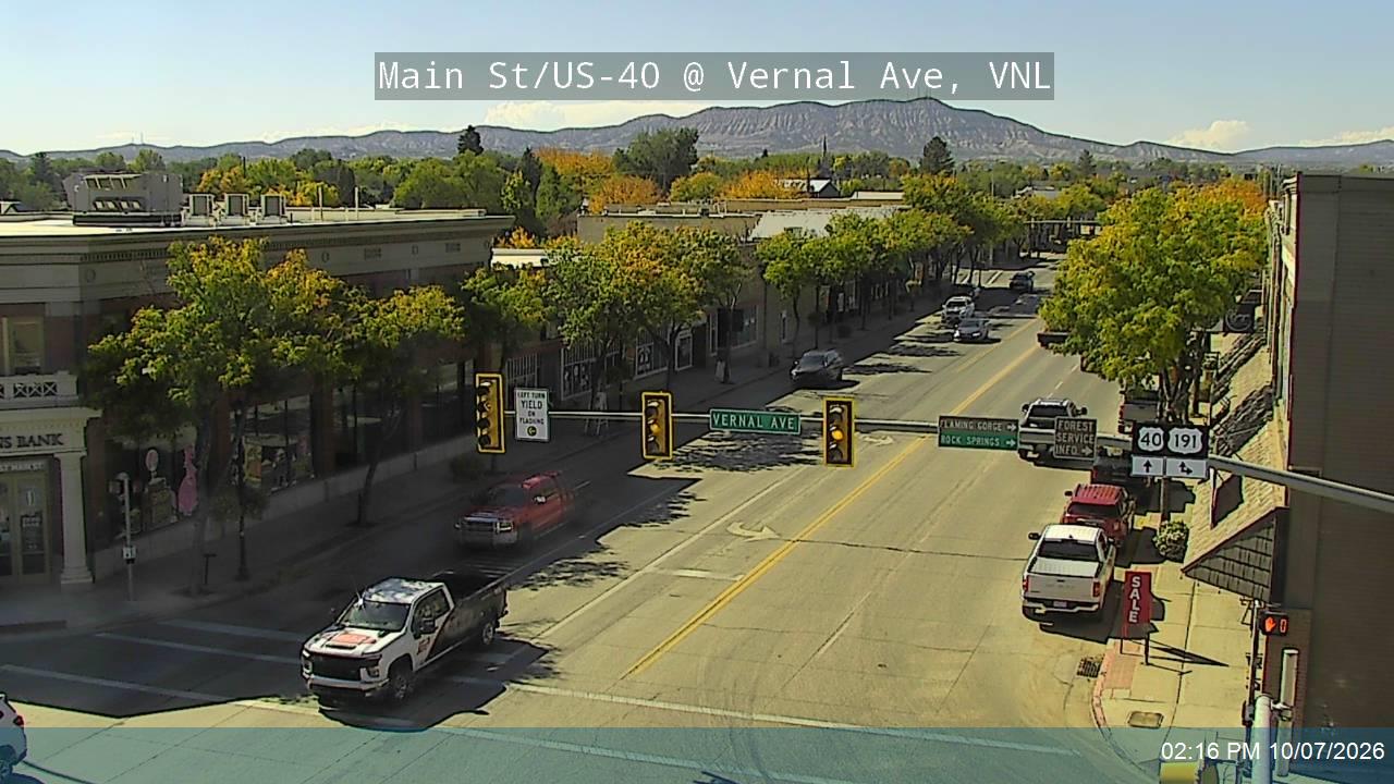 Main St / US-40 @ Vernal Ave / US-191 / MP 144.3, VNL EB