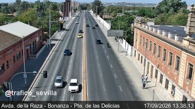 Seville: Puente de las Delicias