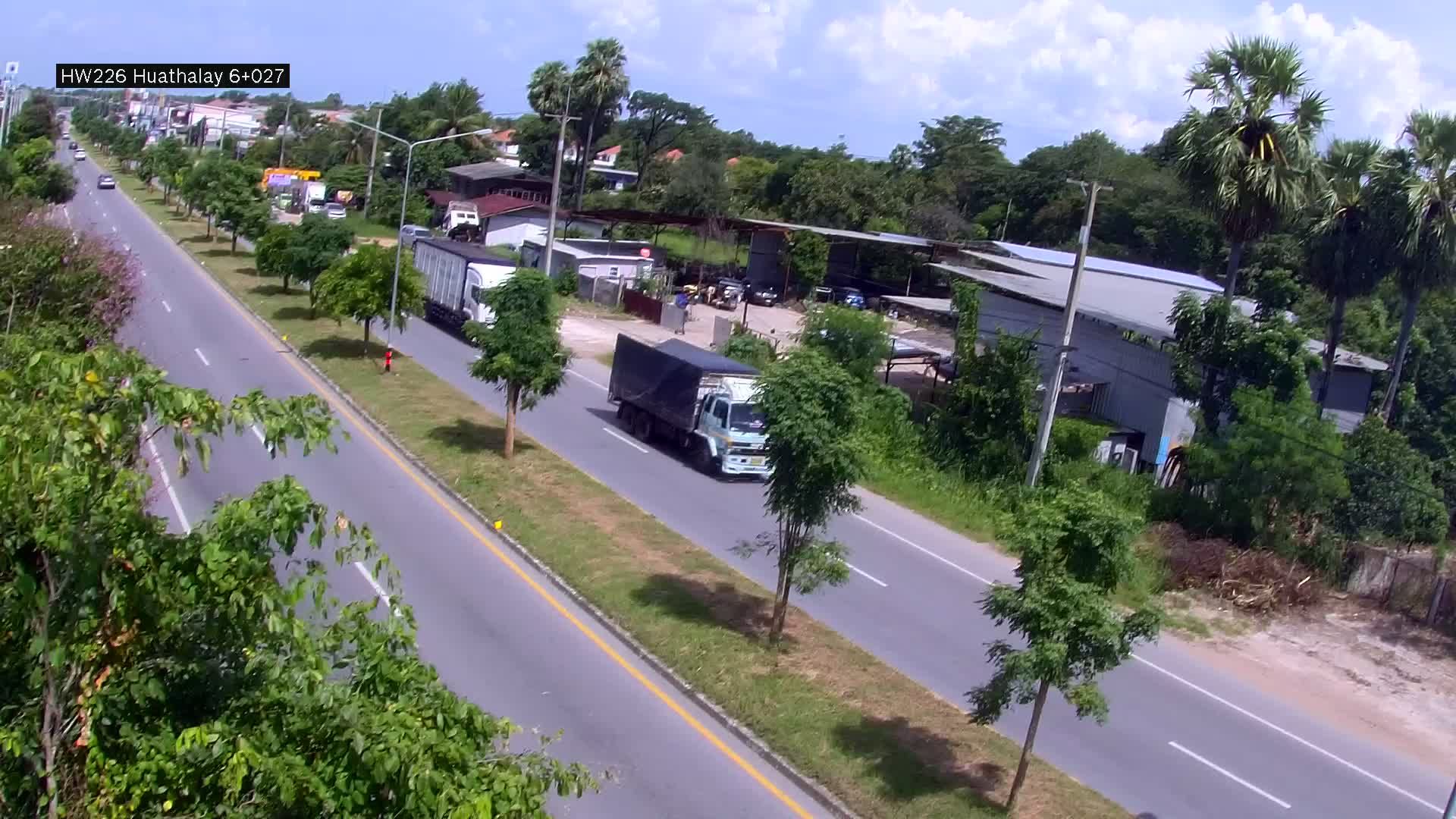 Talat: Phet Ma Tu Kla Road - 226 Thanon Phet Ma Tu Kla