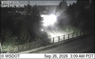 I-5 at MP 104.8: Capitol Blvd
