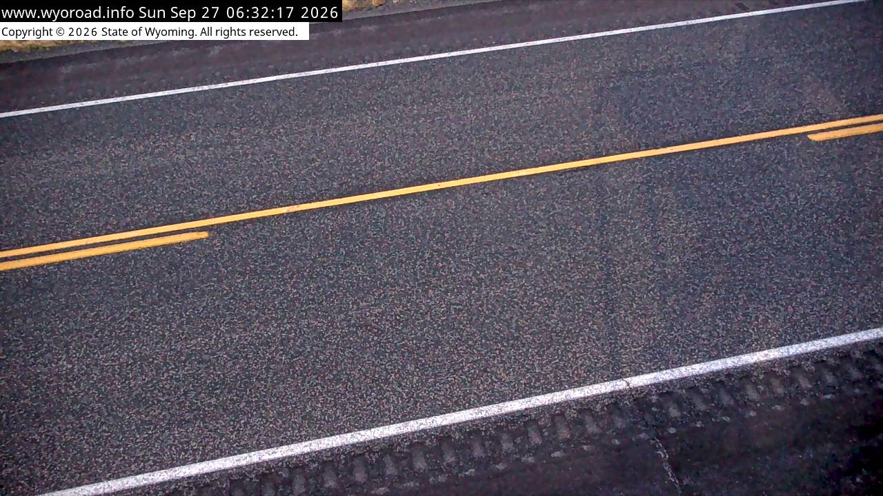 WYO 28 Johnnie Lee's Corner - Road Surface