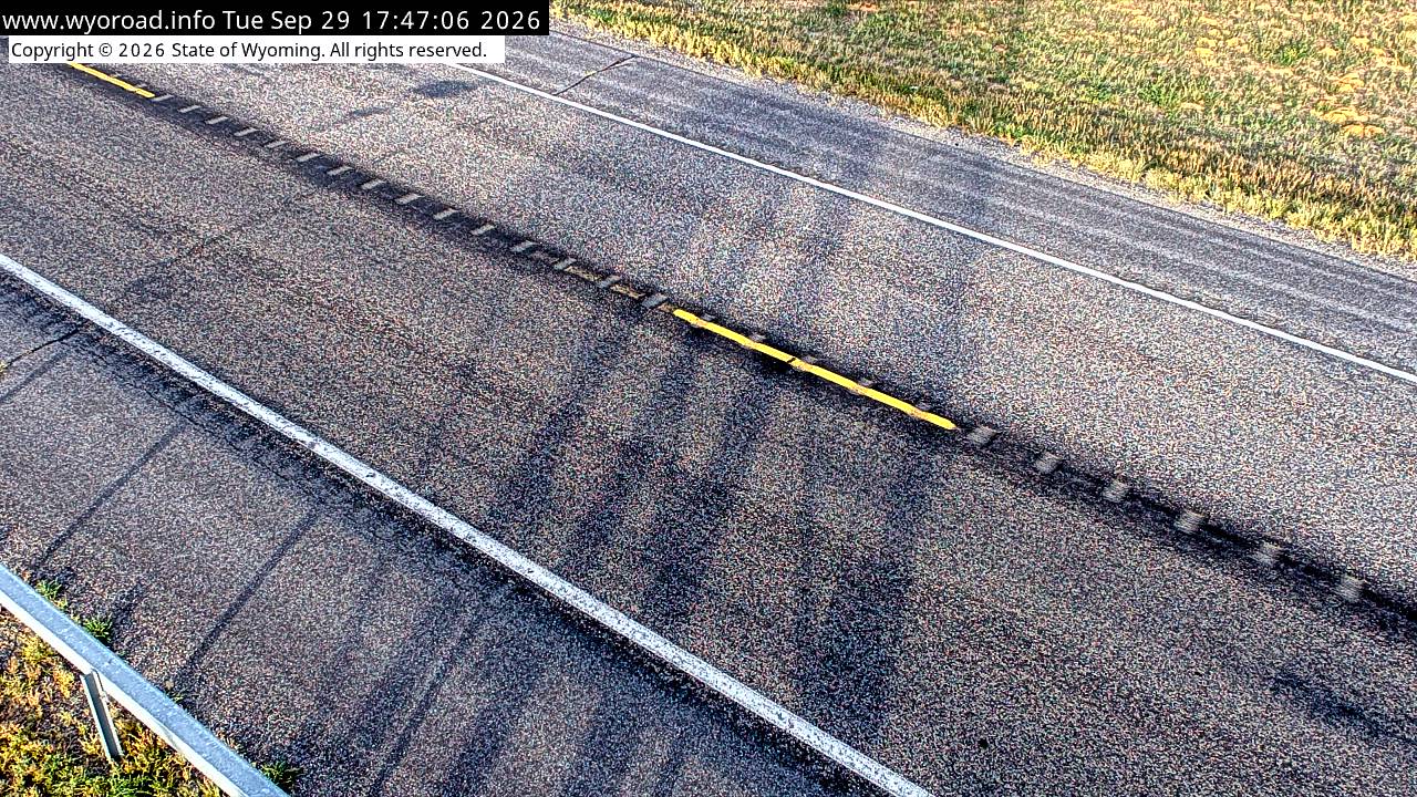 US 20 Thermopolis - Road Surface