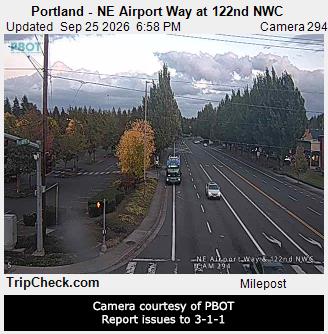 Portland - NE Airport Way at 122nd NWC