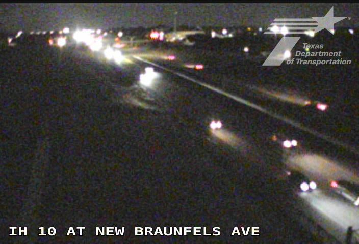 IH 10 at New Braunfels Ave