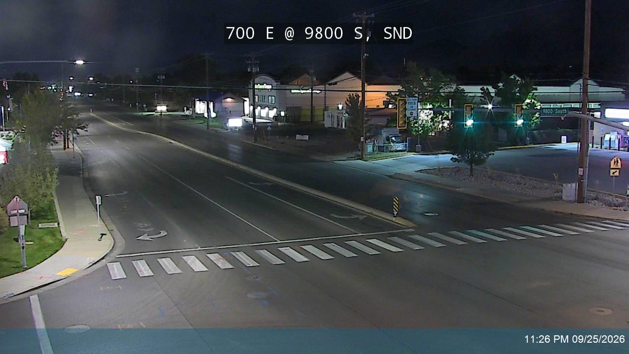 700 E / SR-71 @ 9800 S / Sego Lily Dr, SND