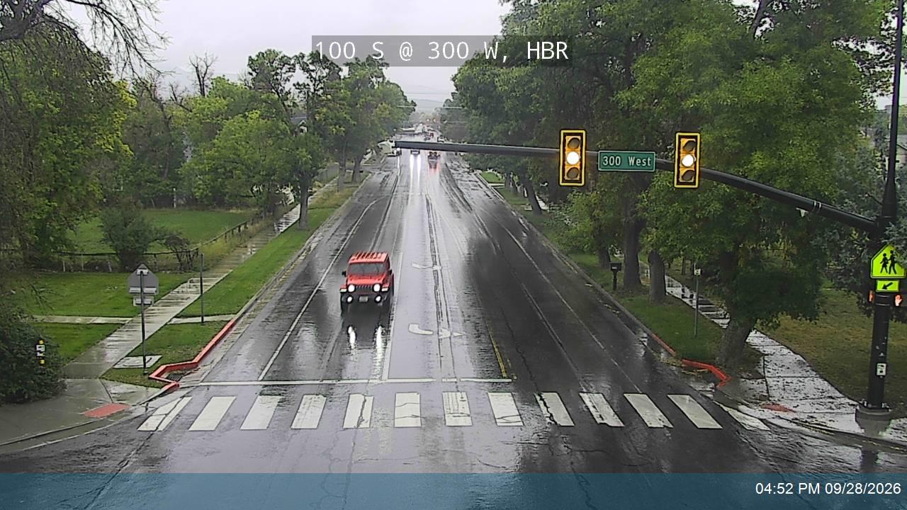 100 S / SR-113 @ 300 W, HBR