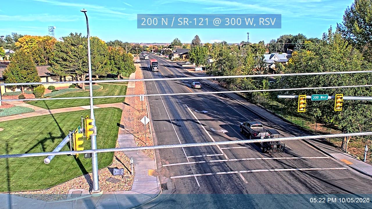 200 N / SR-121 @ 300 W, RSV