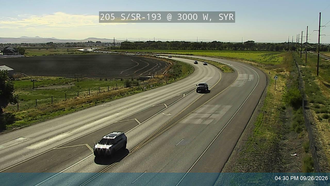 205 S / SR-193 @ 3000 W, SYR