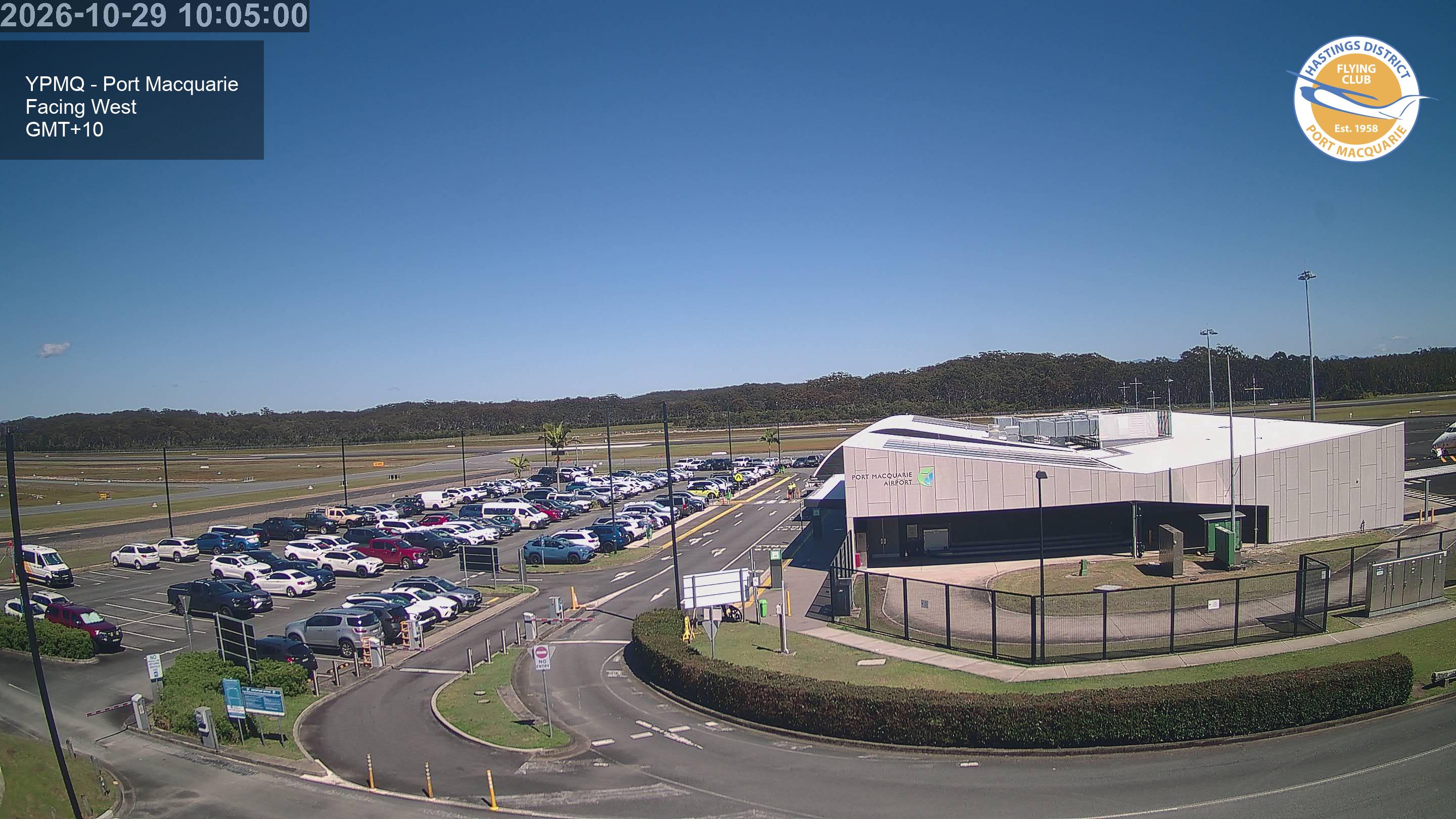 YPMQ - Port Macquarie (Facing West)