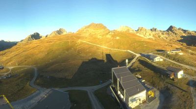 Sankt Moritz › North-west: Corviglia - Alpina Hütte - Piz Nair
