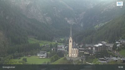 Heiligenblut am Grossglockner › North-west: Pfarrkirche Heiligenblut (Hl. Vinzenz) - Grossglockner