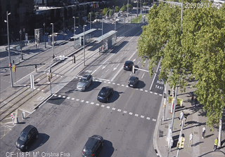 Barcelona: Diagonal at Francesc Macià (looking to outbound West - cars entering into BCN)