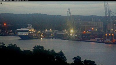 Love nedre: Larvik havn