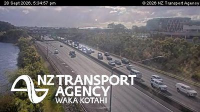 Ōtara-Papatoetoe: Puhinui › North: SH20 Barrowcliffe Pl Overbridge