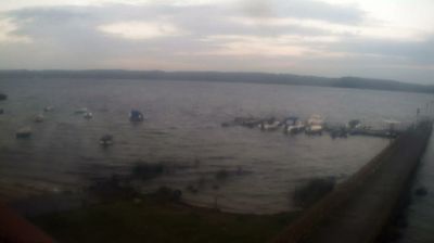 Lubkowo › South-west: Pomost w Lubkowie imienia Kryspina Goyke - Lake Żarnowiec