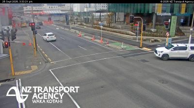 North Dunedin › North: SH1 St Andrew St