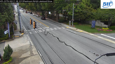New Orleans: French Quarter: US 190 (This camera is located in the median of US 190)