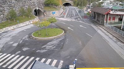 Kaupanger: Mannheller ferjekai