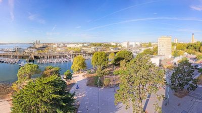 Lorient › South: Péristyle
