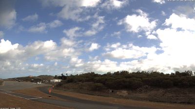 Whitsunday Regional › South-west: Hamilton Island Airport