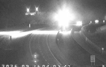 Utica: I-265: 1-265-029-4-_-_-cam-1 I-265/29.4 E OF OLD SALEM/RIVER RIDGE