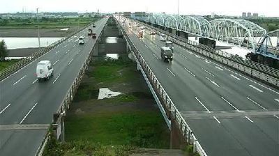Higashi Ward › East