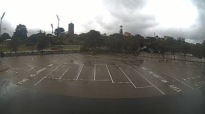 Frankston: Long Island Drive - Kananook Creek