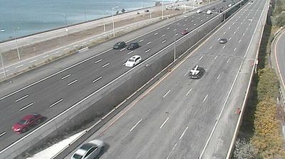 Burlington: QEW East of Eastport Drive - Toronto Bound