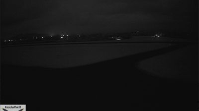 Wangan › South-west: Areodome Park - Innisfail Aerodrome