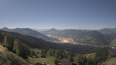 Stadt Kitzbuhel: Kitzbühel - Hahnenkamm Bergstation - Blickrichtung NW