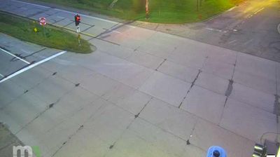 Mendota Heights › East: MN 913A: T.H.13 SB - Rd
