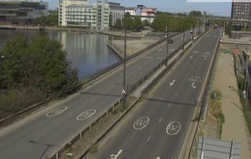 London Borough of Barking and Dagenham › North: Connaught Bridge