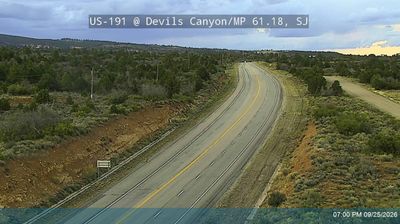 Blanding › South-west: Devil Canyon - U.S. 191